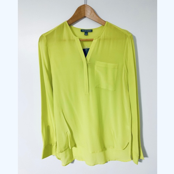 Tinley Road 100% Silk Neon Green Blouse - Picture 2 of 5